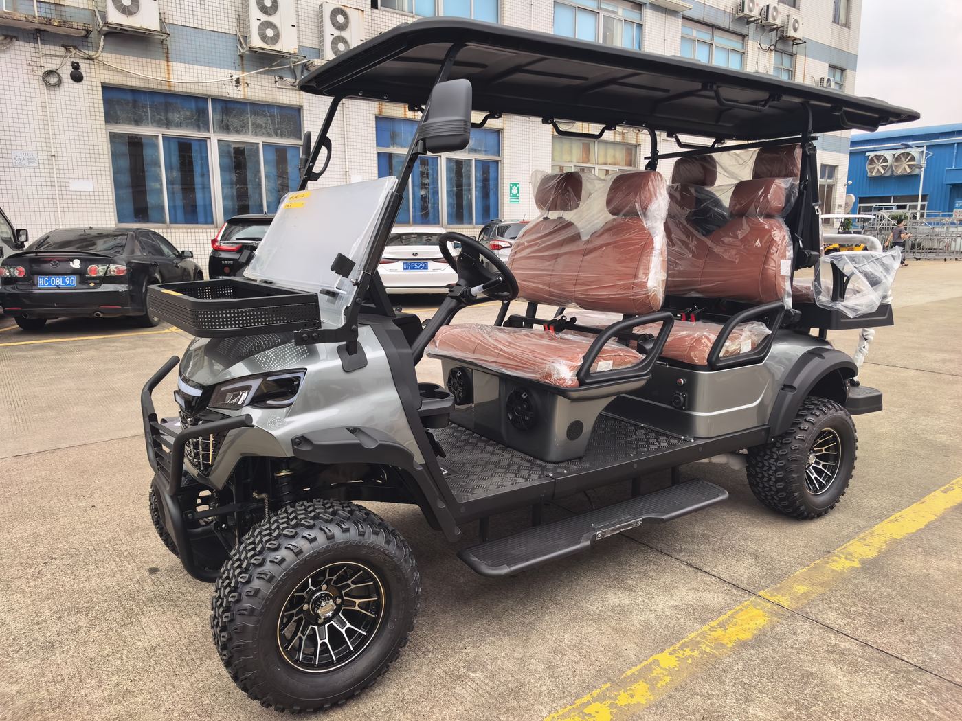 Carro eléctrico con platón